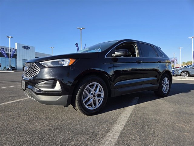 Certified 2024 Ford Edge SEL image 3