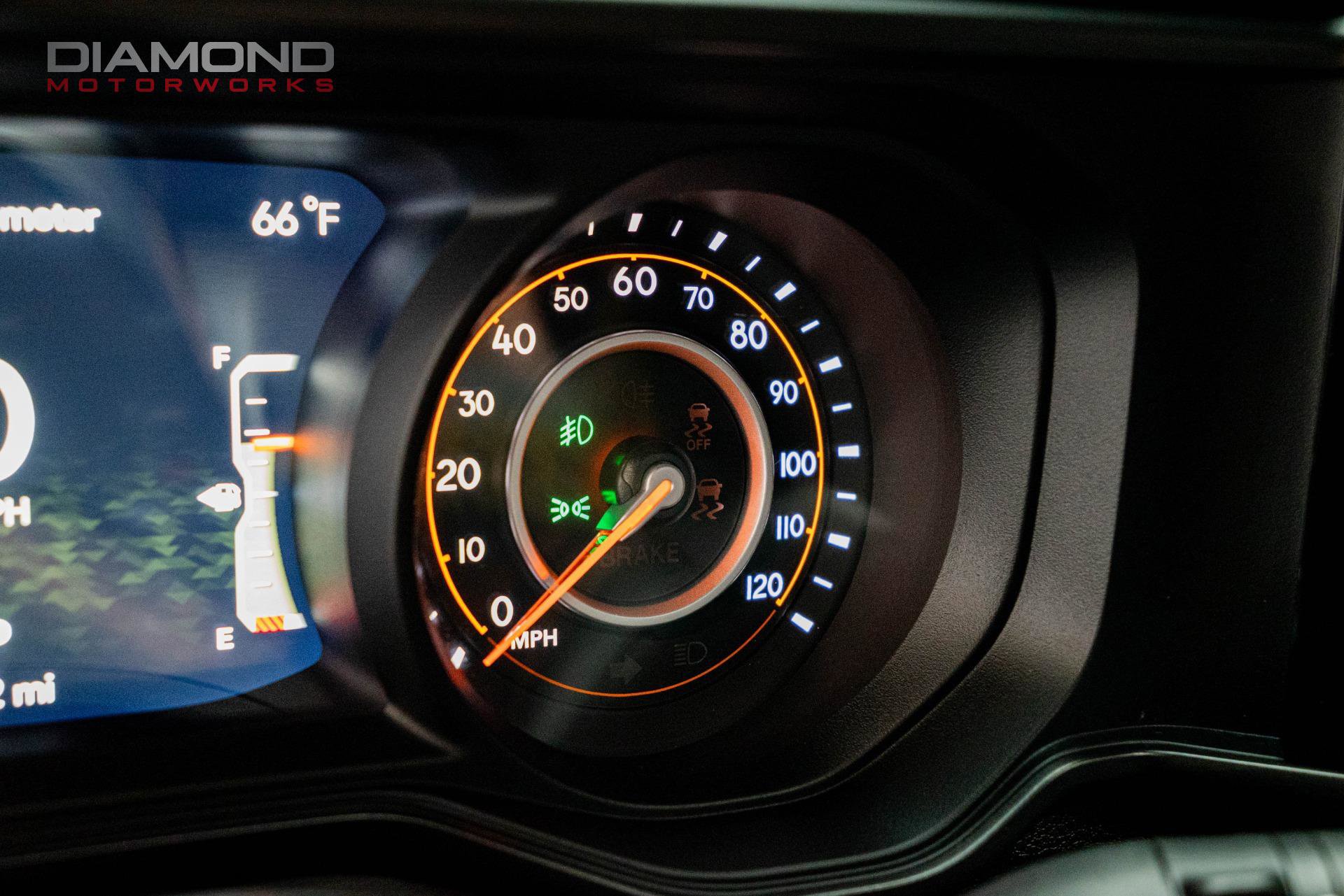 Used 2024 Jeep Wrangler Unlimited Sahara w/ Technology Group image 75