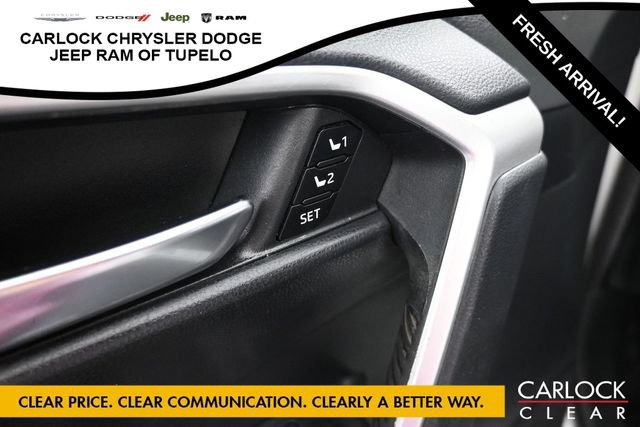 Used 2019 Toyota RAV4 XLE Premium w/ Cold Weather Package FWD image 16