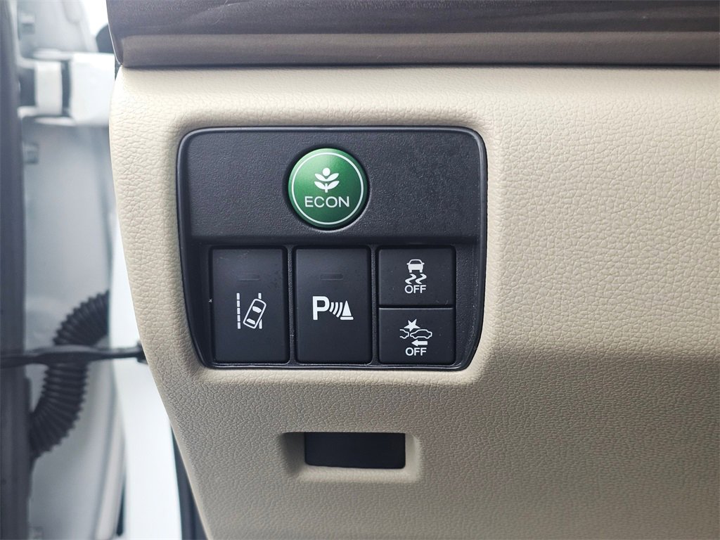 Used 2016 Honda Accord Touring image 23