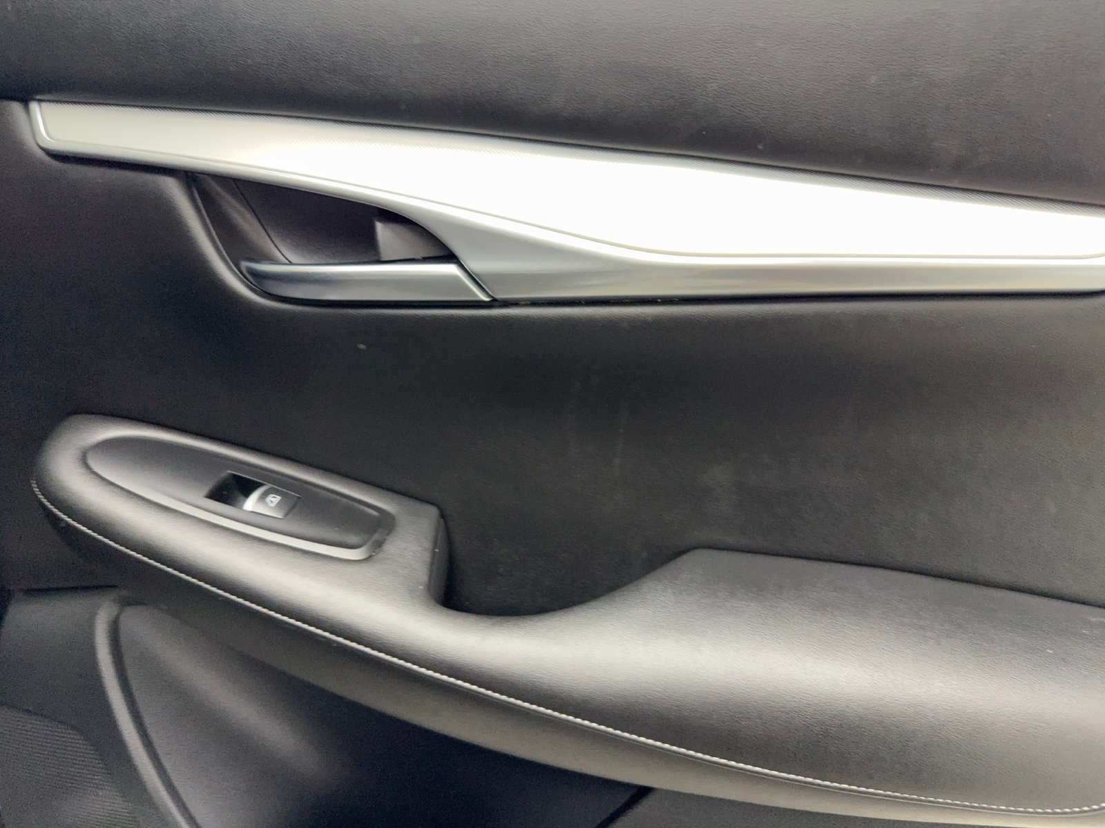 Used 2019 INFINITI QX50 Luxe w/ Navigation Package FWD image 46