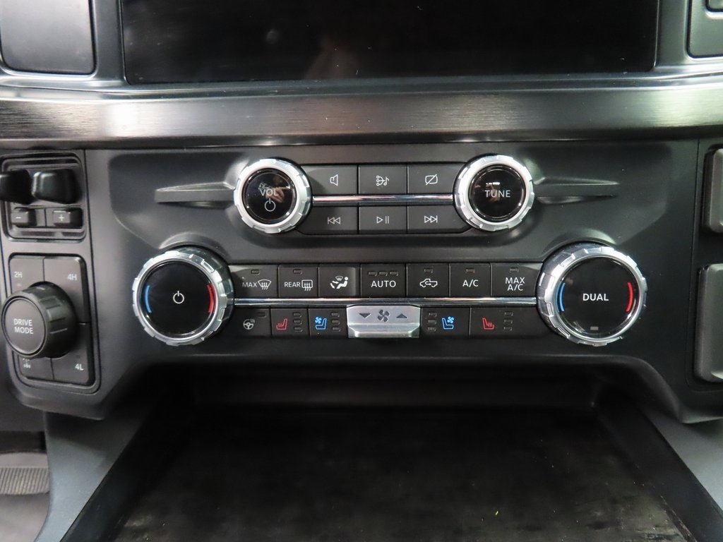 Used 2024 Ford F350 Lariat w/ Sport Appearance Package image 50