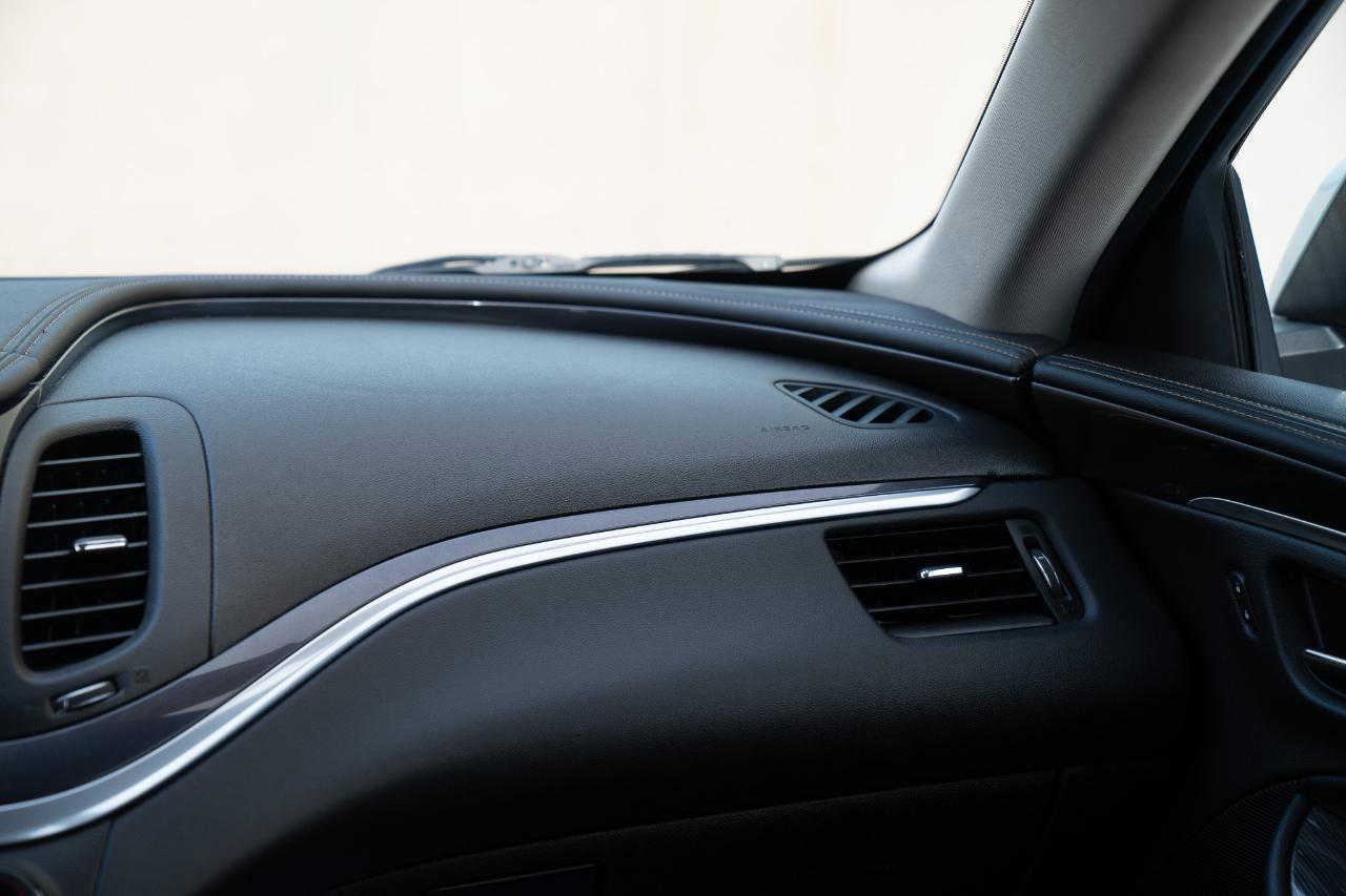 Used 2020 Chevrolet Impala LT image 27