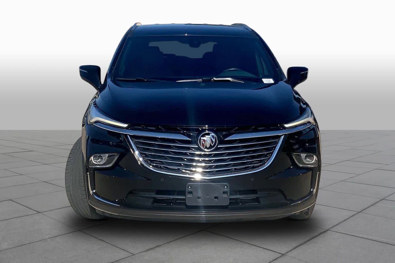 Certified 2023 Buick Enclave Essence AWD/4WD image 4