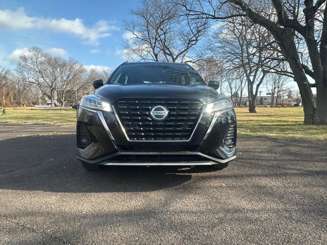 Used 2021 Nissan Kicks SR image 6