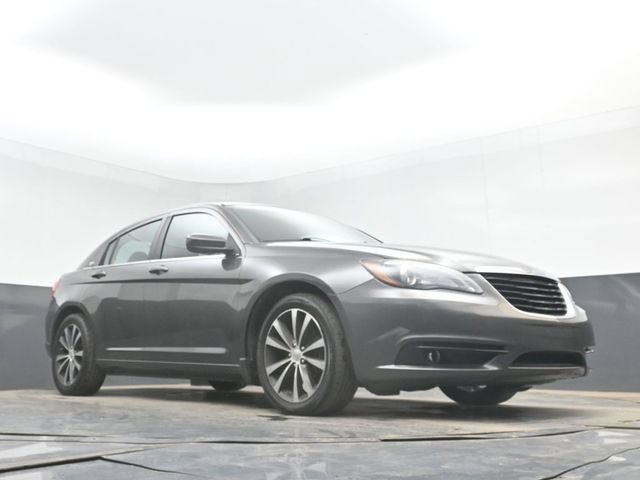 Used 2014 Chrysler 200 Touring w/ 200 S Group FWD image 38