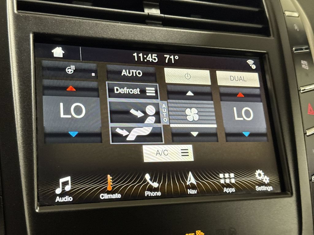 Used 2019 Lincoln MKC Reserve w/ MKC Technology Package FWD image 17
