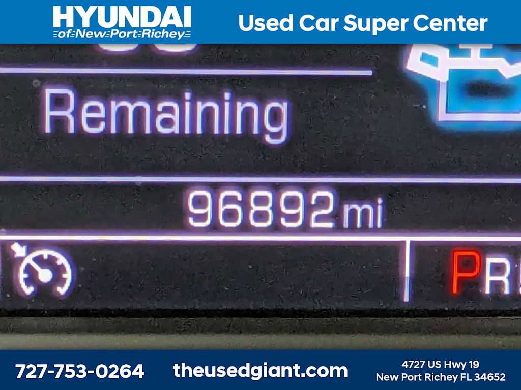 Used 2018 Chevrolet Suburban Premier RWD image 40