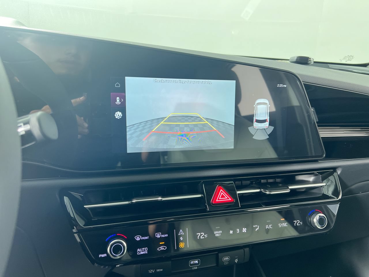 Certified 2025 Kia Niro EX Touring FWD image 28