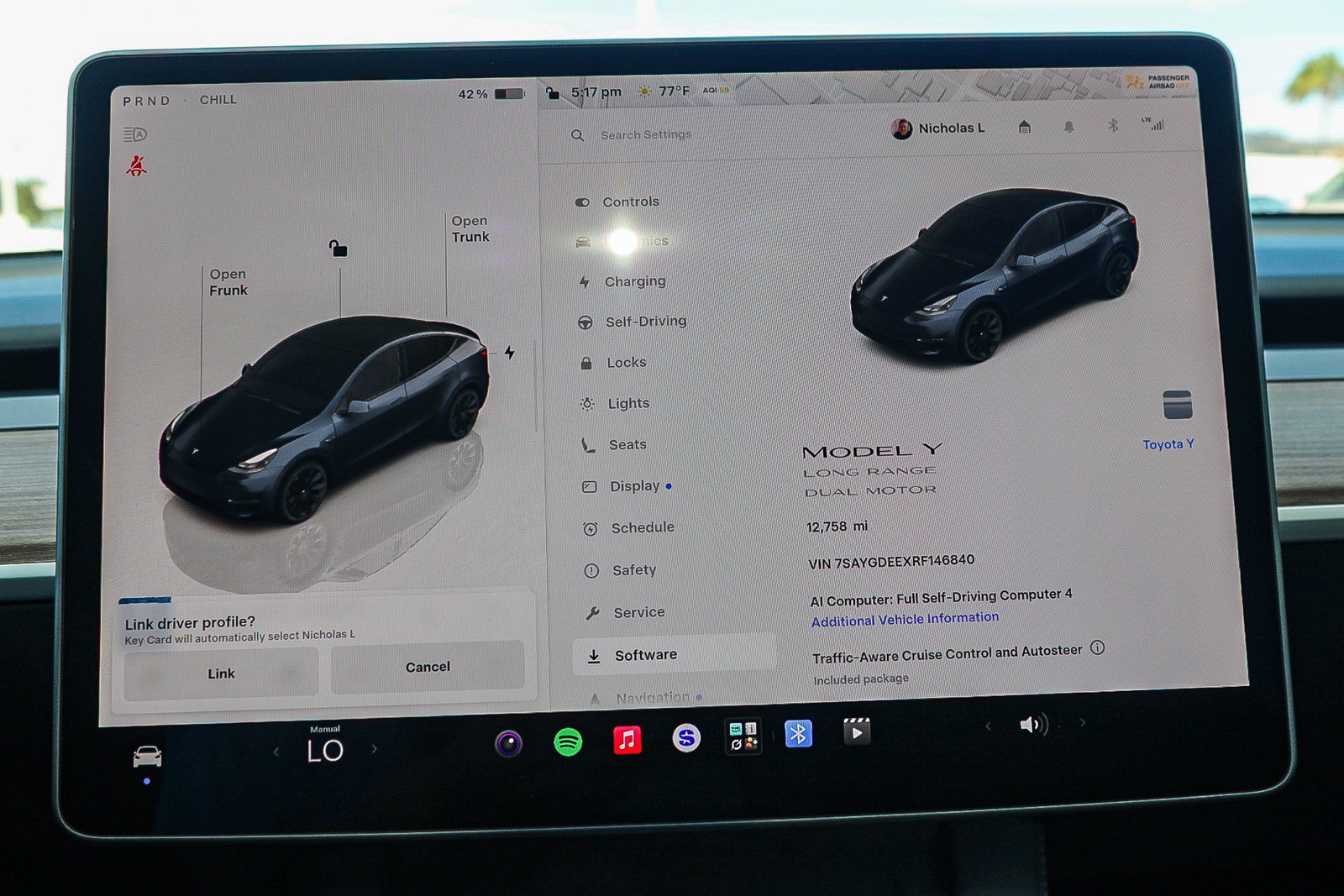 Used 2024 Tesla Model Y Long Range AWD/4WD image 24