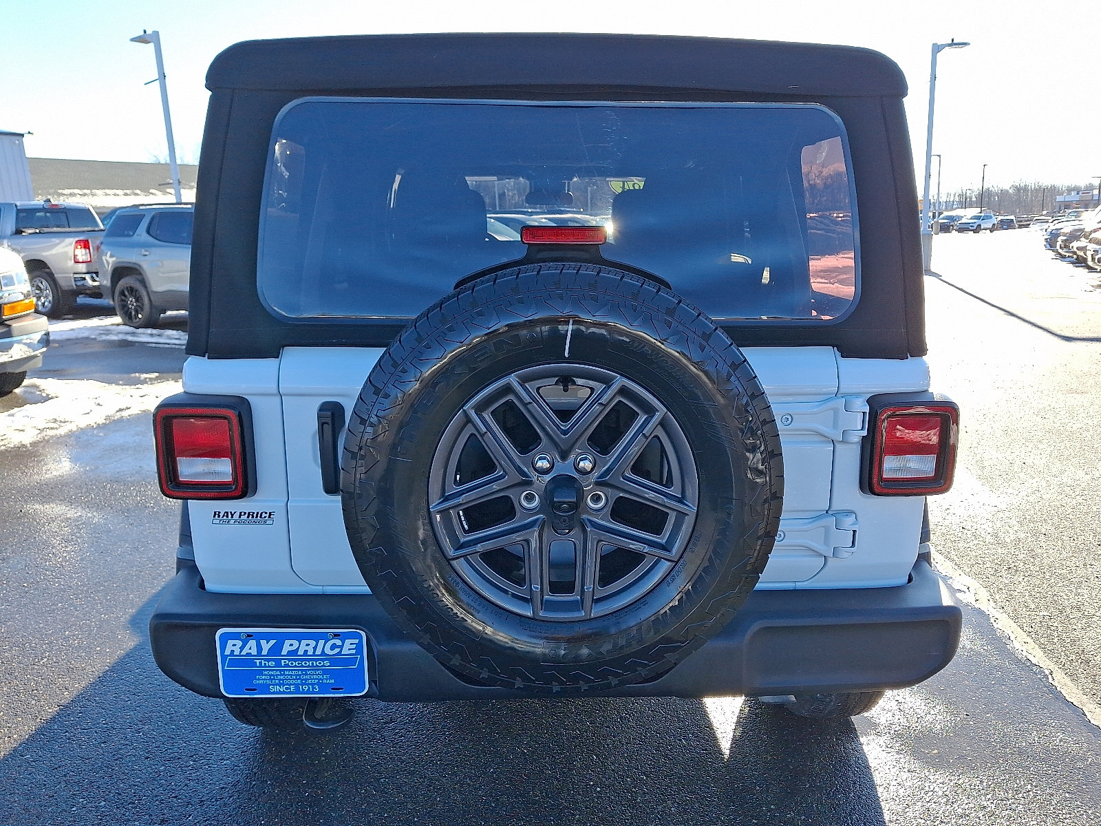 Used 2024 Jeep Wrangler Unlimited Sport image 5