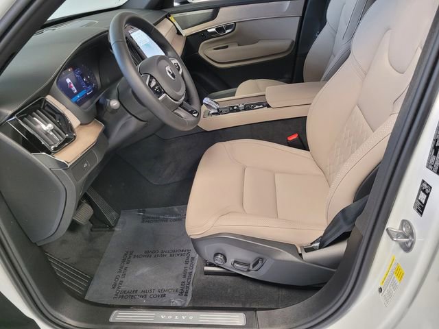 New 2026 Volvo XC90 B6 Plus w/ Protection Package Premier AWD/4WD image 9