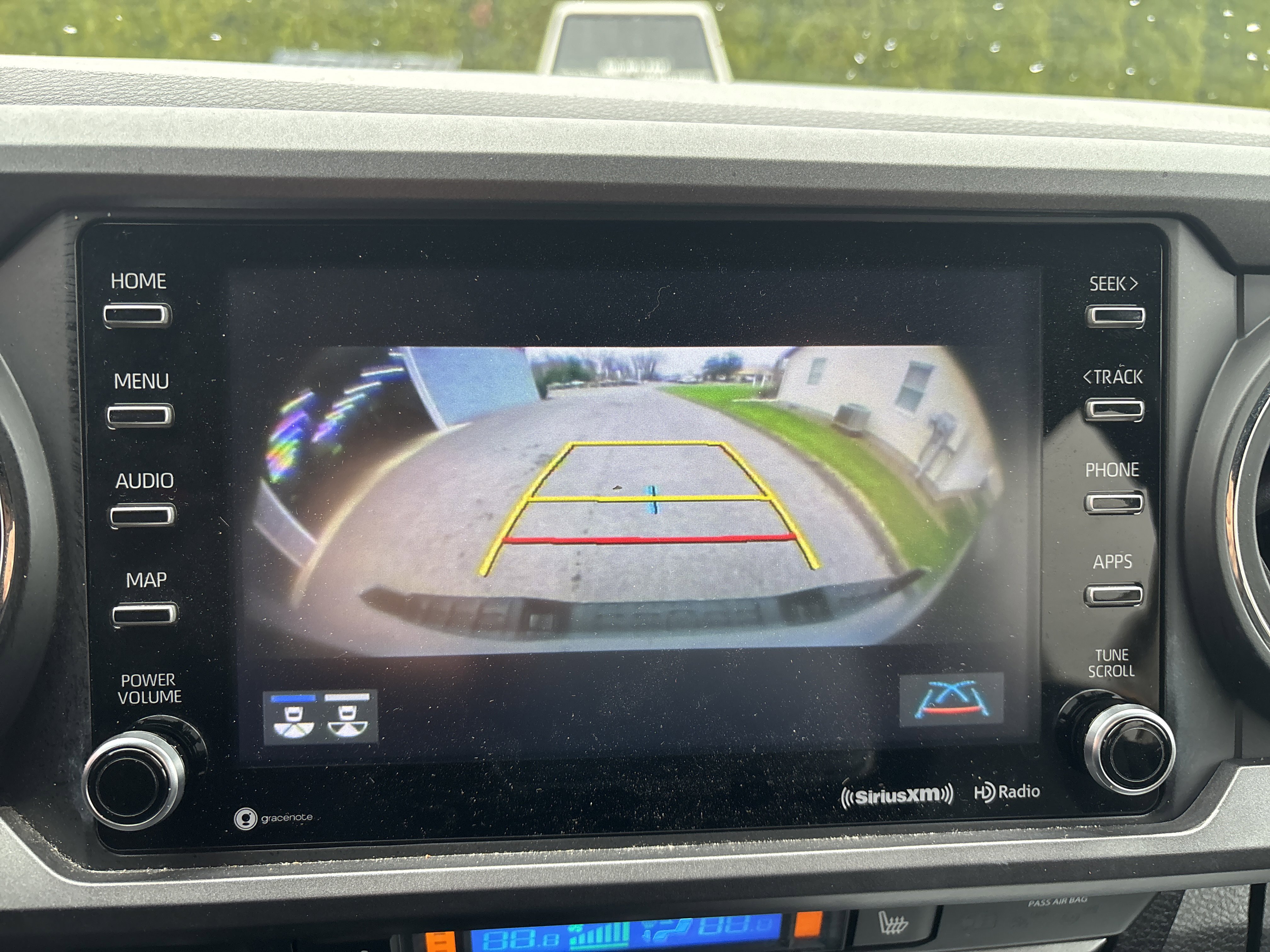 Used 2021 Toyota Tacoma TRD Off-Road w/ TRD Premium Off Road Package image 7