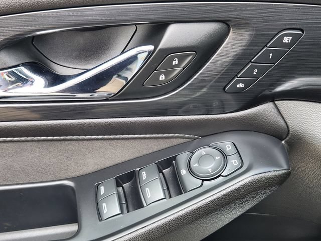 Used 2021 Chevrolet Traverse High Country w/ LPO, Floor Liner Package AWD/4WD image 26