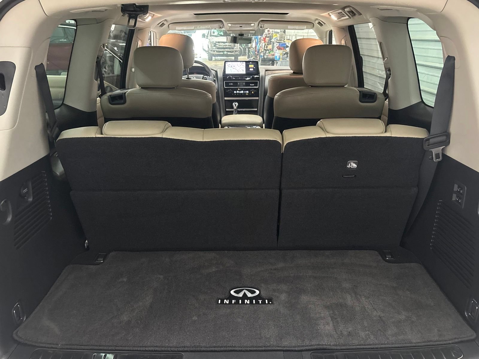Used 2023 INFINITI QX80 Premium Select w/ Cargo Package AWD/4WD image 36