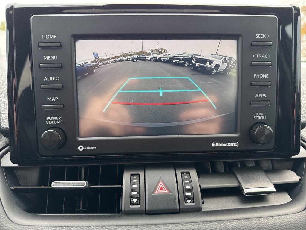 Used 2022 Toyota RAV4 XLE Premium image 31