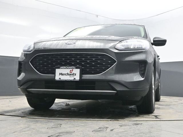 Used 2020 Ford Escape SE image 33