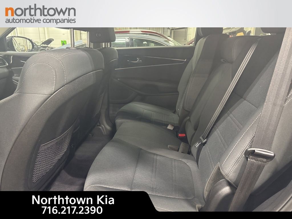 Certified 2020 Kia Sorento LX image 23