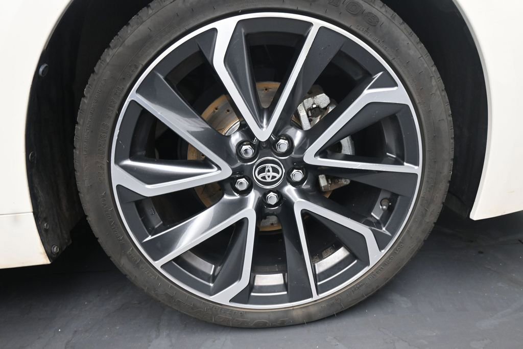 Used 2020 Toyota Corolla SE FWD image 11