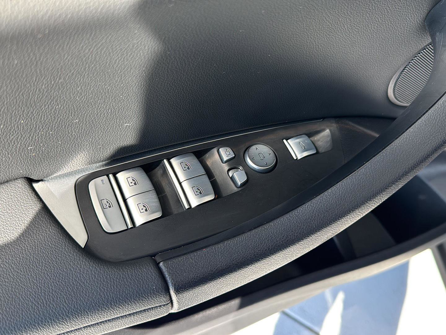 Certified 2023 BMW X3 sDrive30i w/ Convenience Package image 29