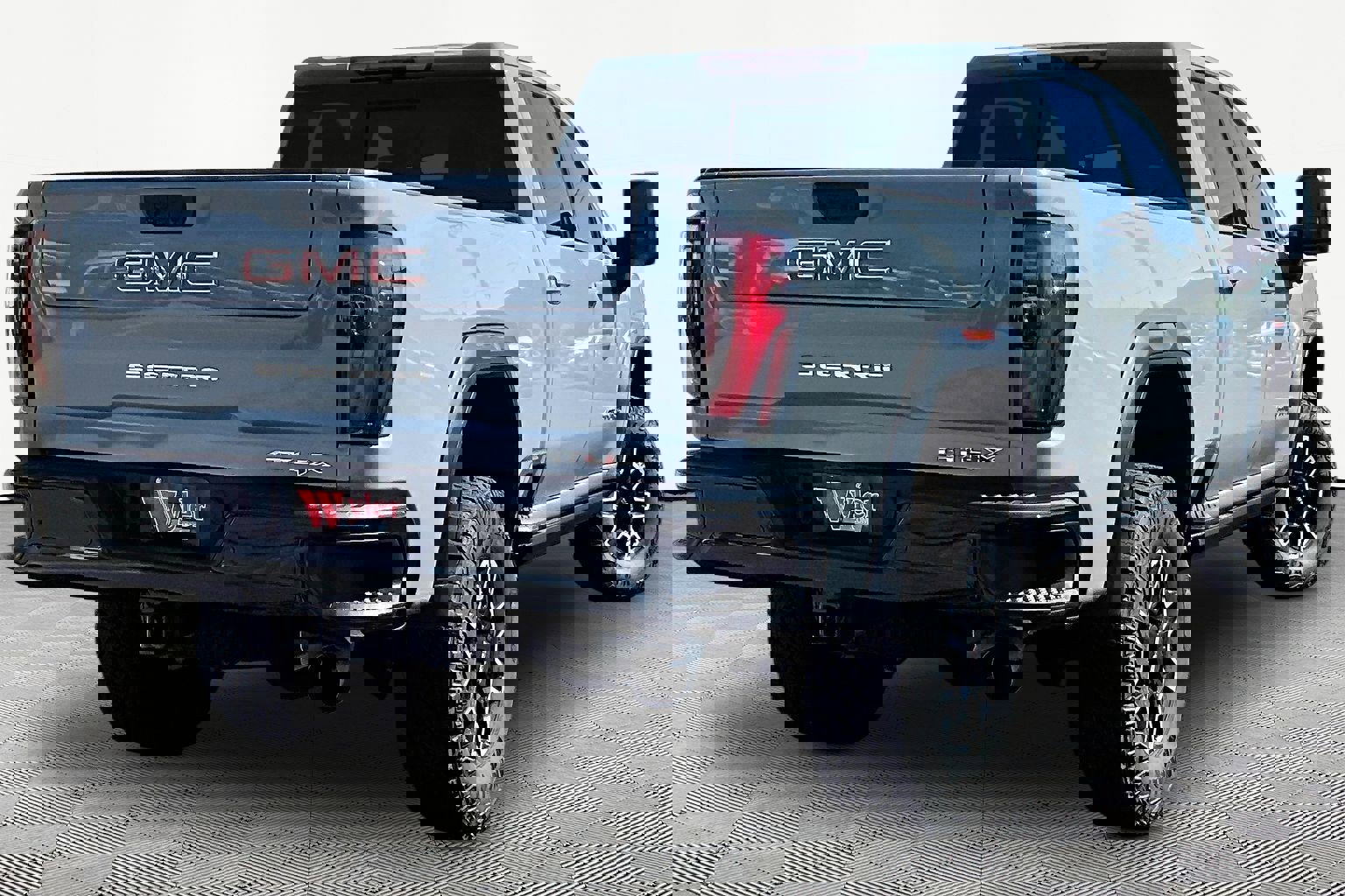 Used 2024 GMC Sierra 2500 AT4X image 6