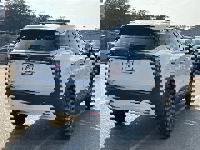 New 2026 Nissan Kicks S image 9