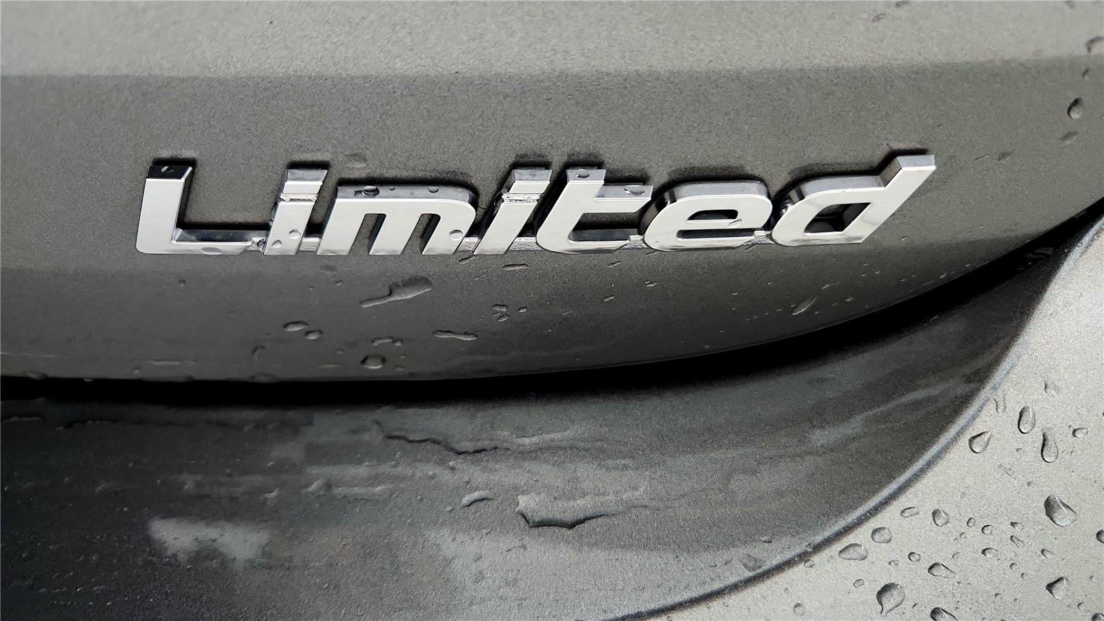 Used 2019 Hyundai Elantra Limited w/ Ultimate Package 02 image 14