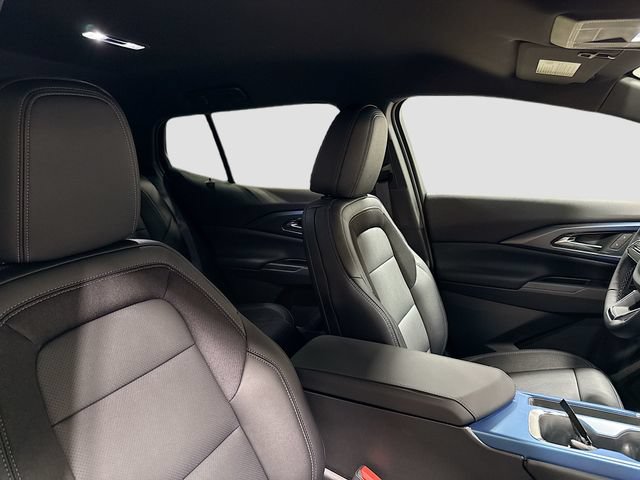 New 2026 Chevrolet Equinox EV LT FWD image 32