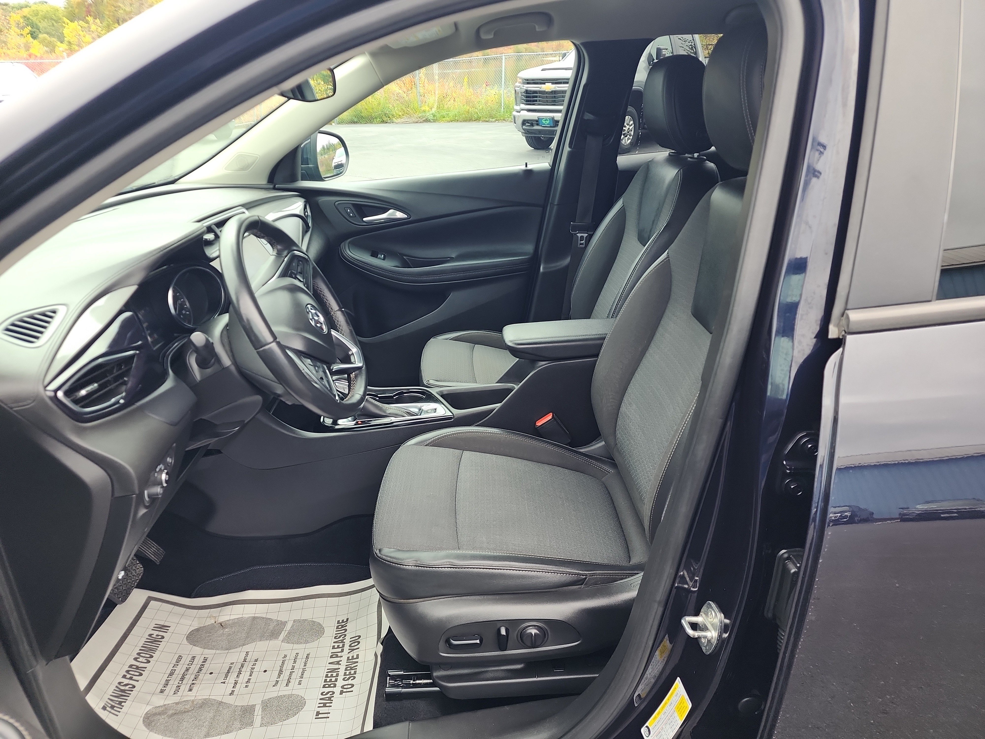 Used 2021 Buick Encore GX Preferred w/ Cold Weather Comfort Package AWD/4WD image 11
