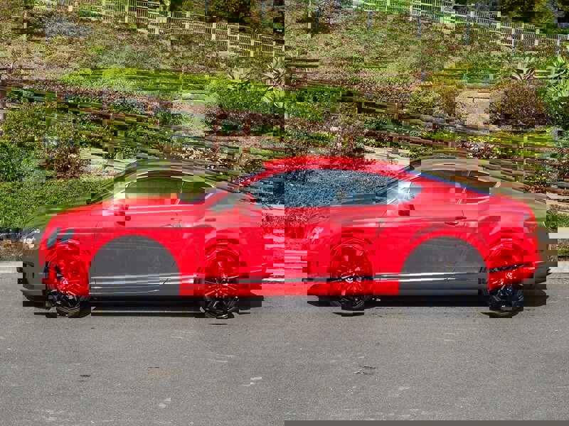 Used 2013 Bentley Continental GT image 3