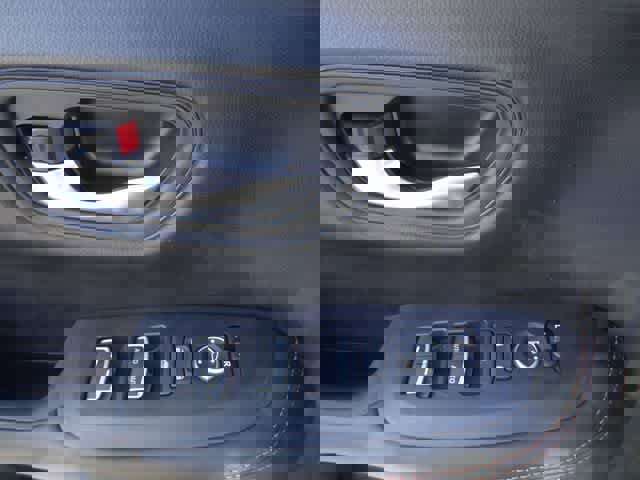 Used 2025 Honda HR-V Sport image 9