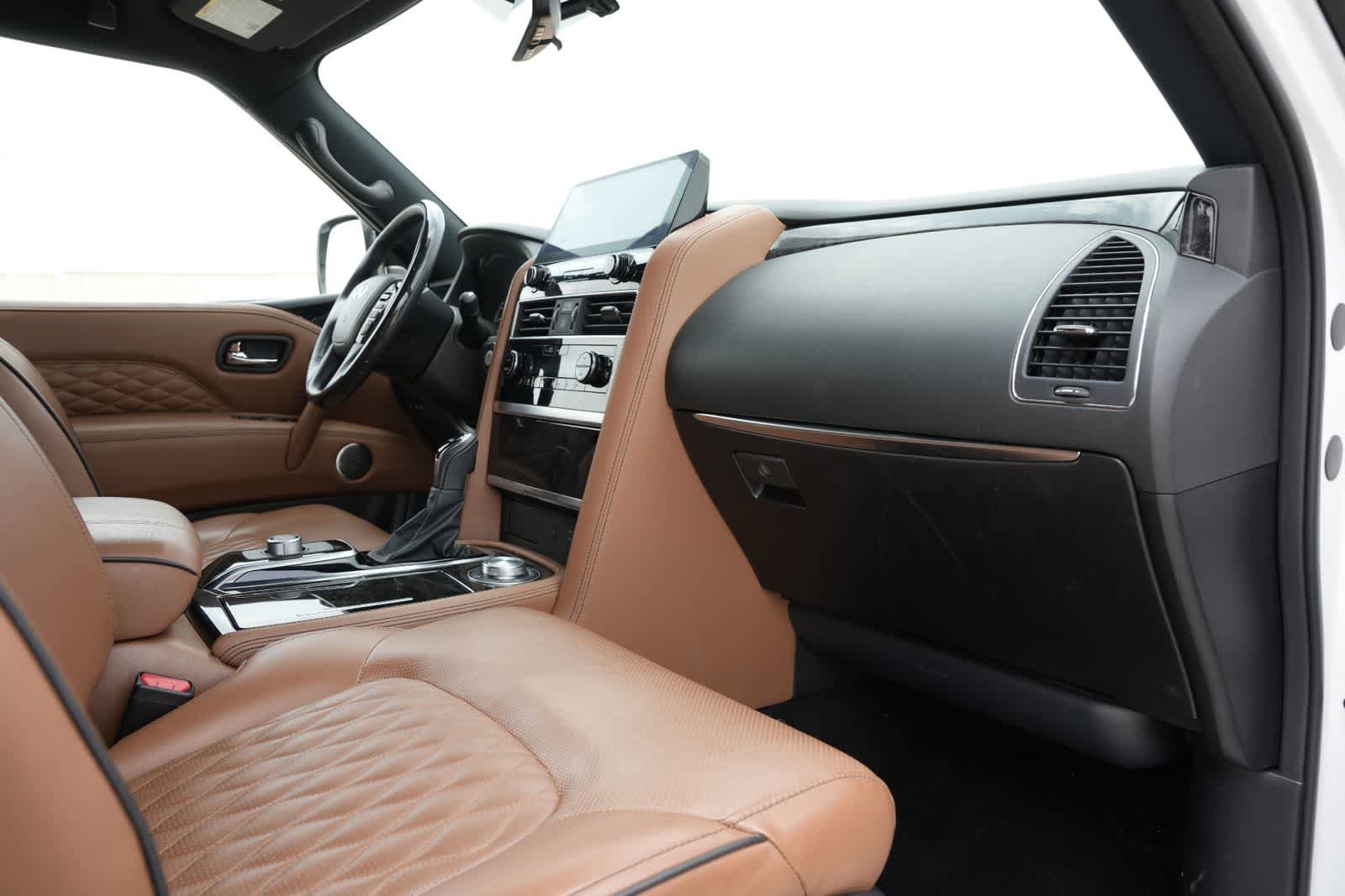 Certified 2024 INFINITI QX80 Sensory AWD/4WD image 22