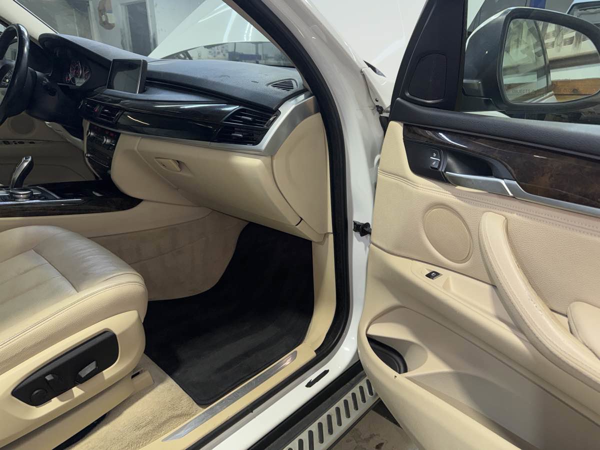 Used 2015 BMW X5 xDrive35i AWD/4WD image 27