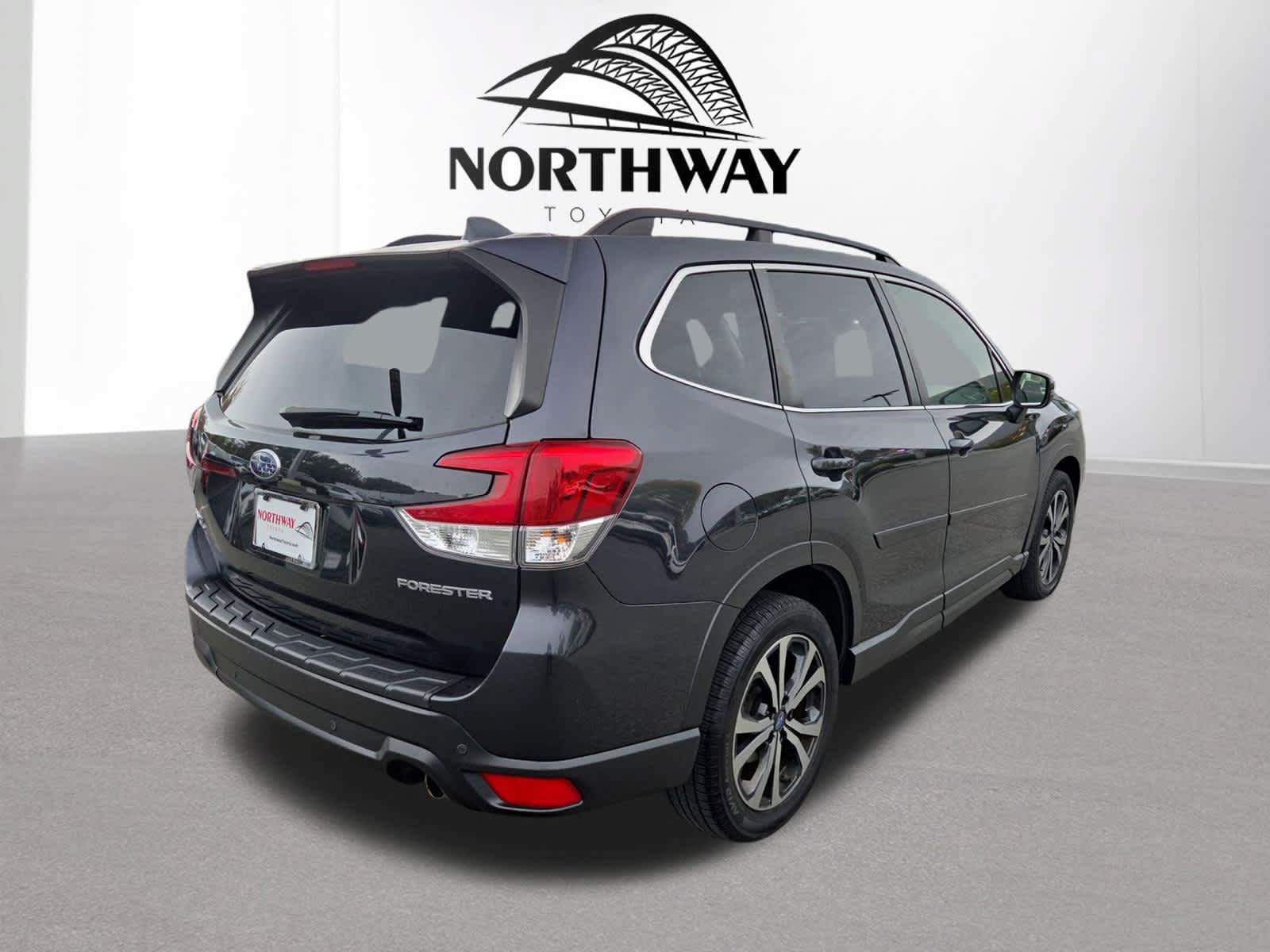 Used 2019 Subaru Forester Limited AWD/4WD image 3