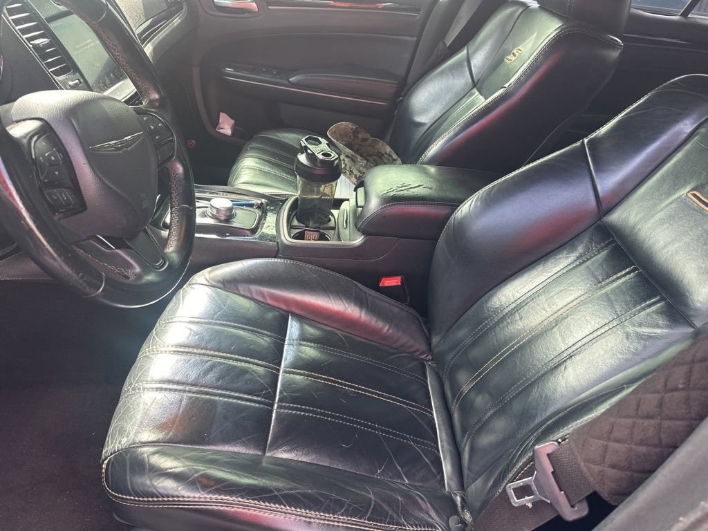 Used 2017 Chrysler 300 S RWD image 6