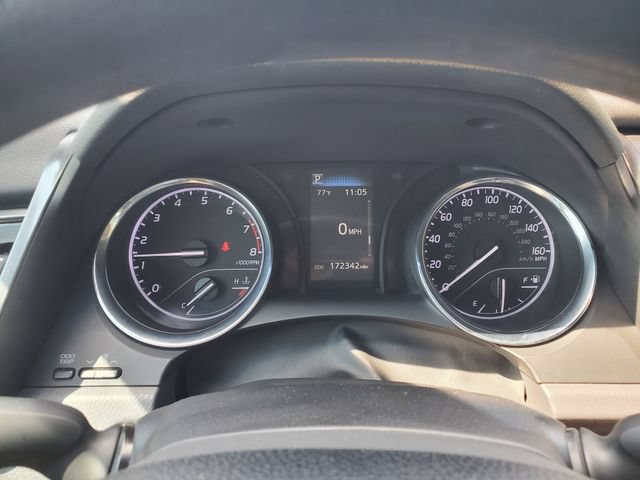 Used 2020 Toyota Camry LE FWD image 21