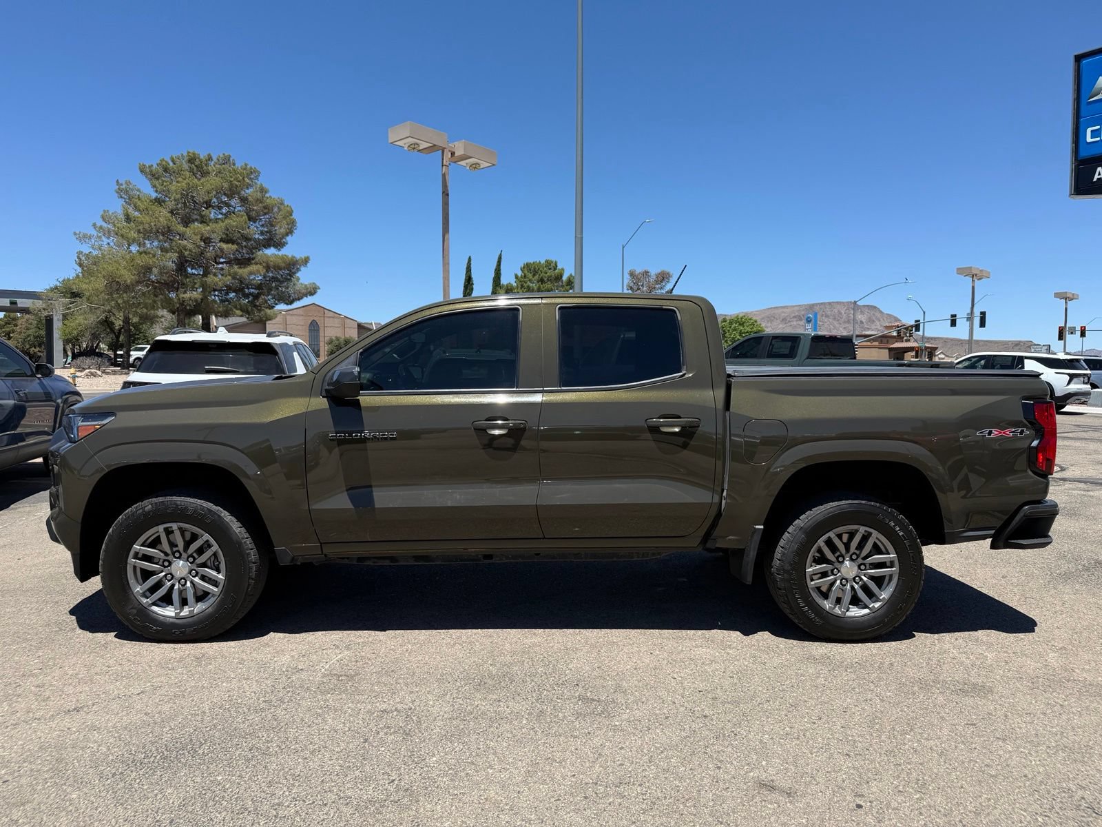 Certified 2023 Chevrolet Colorado LT AWD/4WD image 9