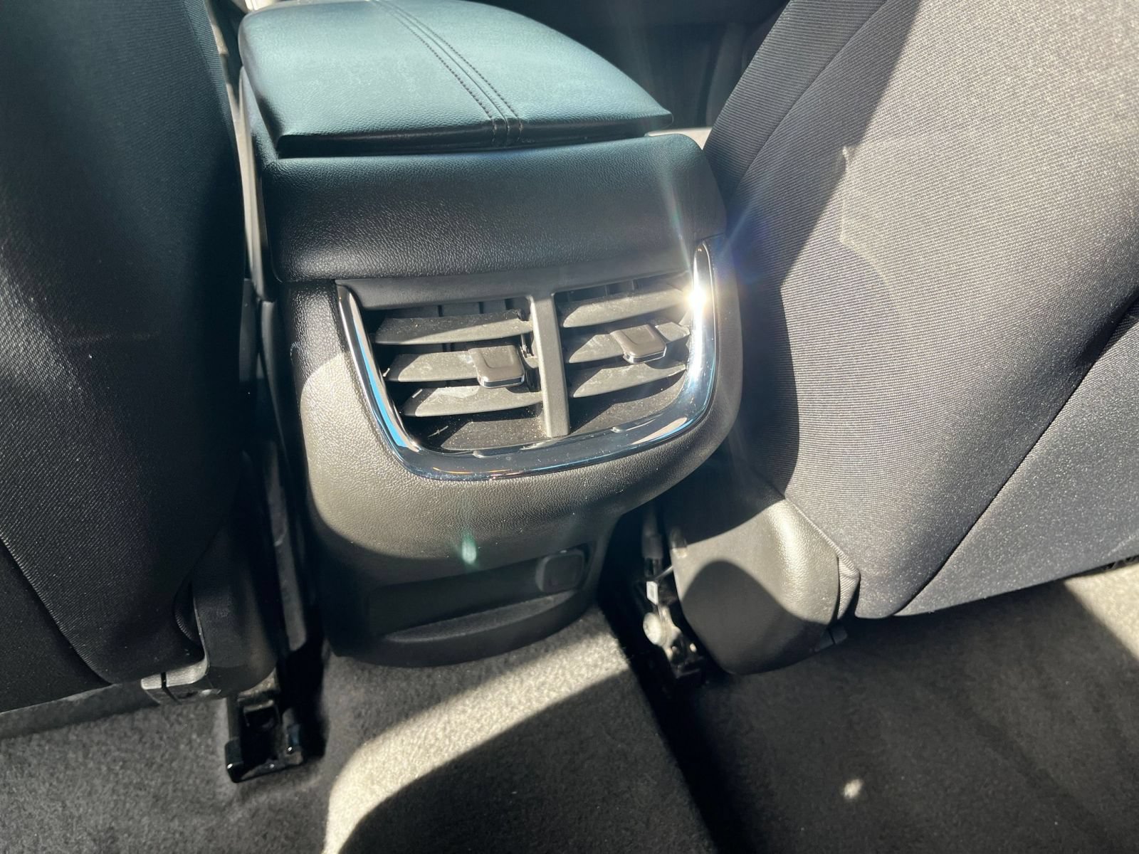 Used 2024 Chevrolet Malibu LT FWD image 24
