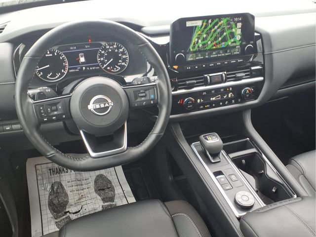 Used 2025 Nissan Pathfinder SL AWD/4WD image 18
