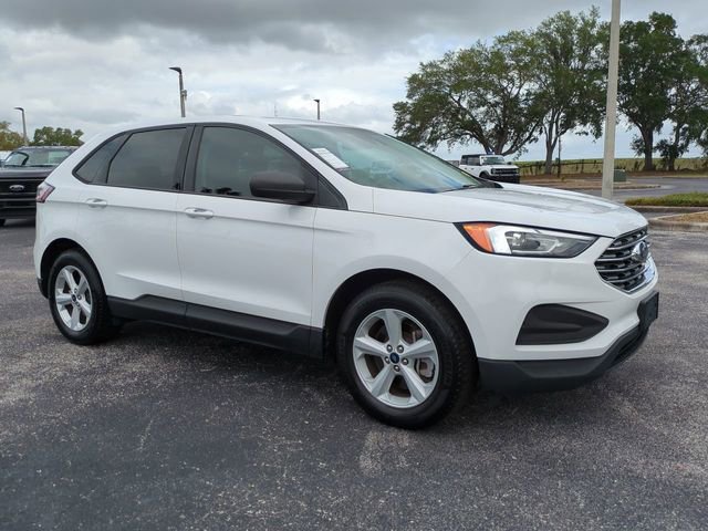 Certified 2021 Ford Edge SE image 2