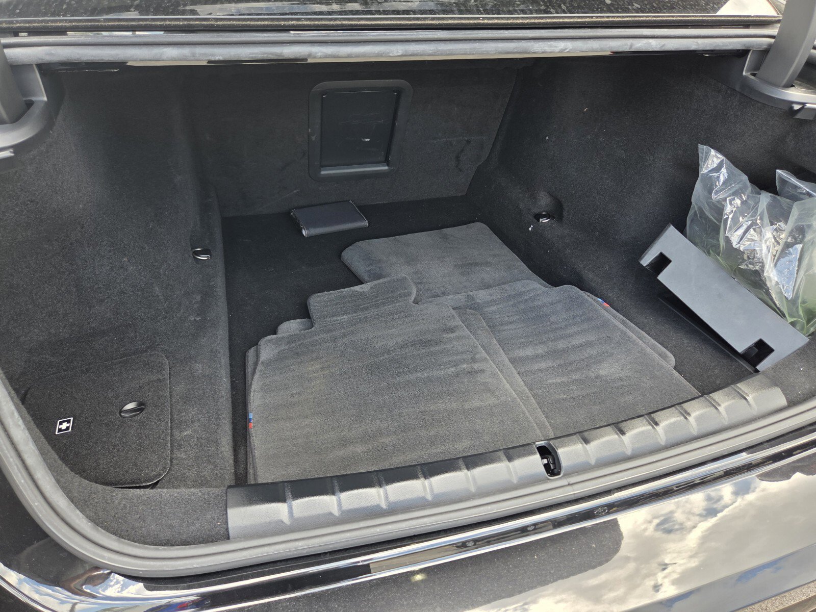 Certified 2023 BMW 740i w/ Parking Assistance Package RWD image 14