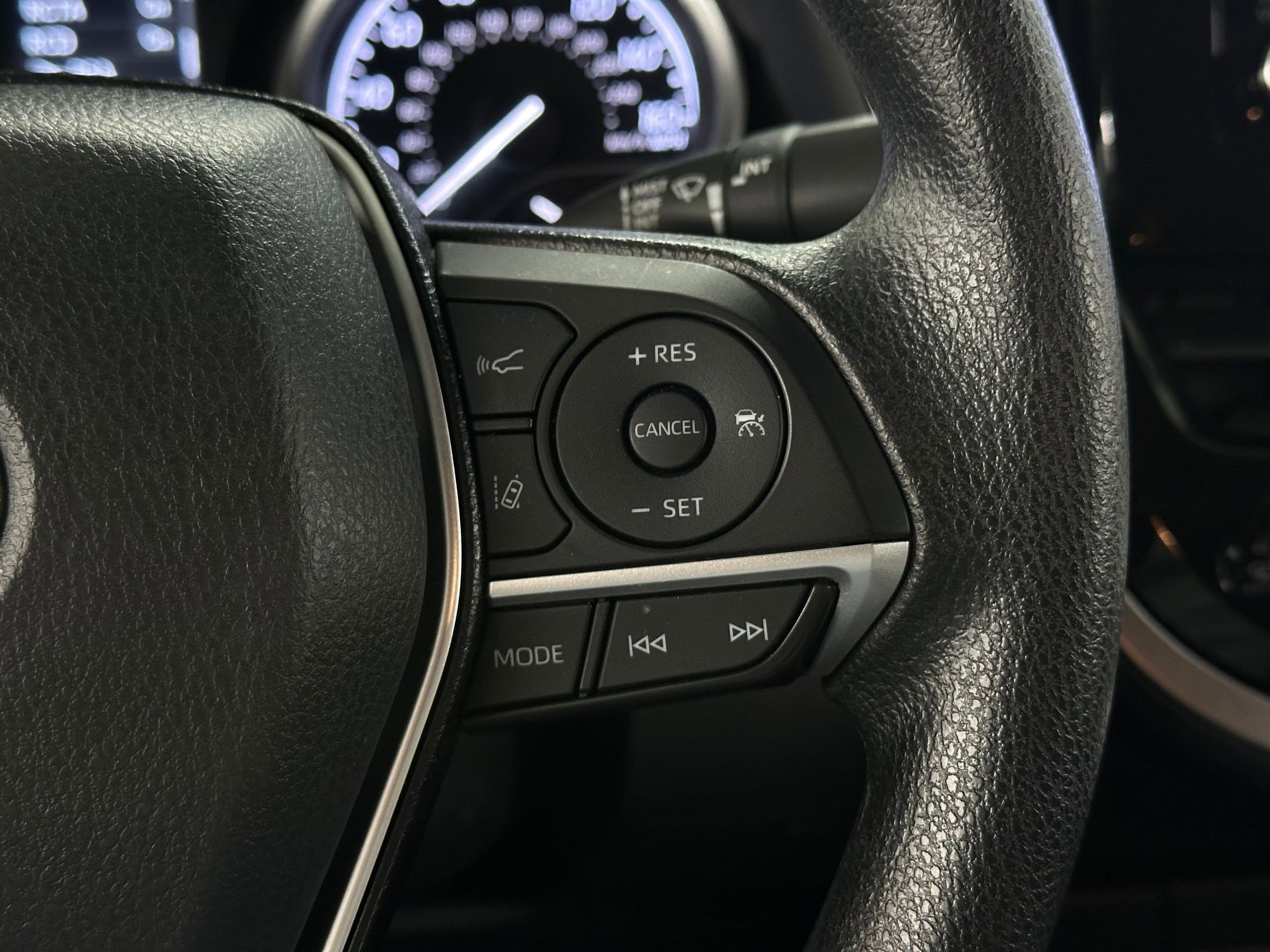 Used 2023 Toyota Camry LE image 26