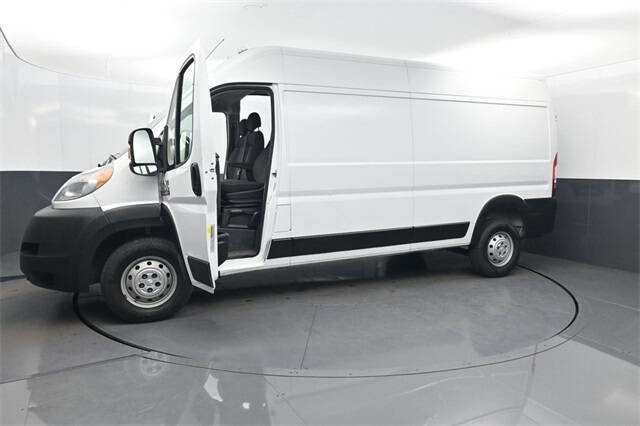 Used 2016 RAM ProMaster 2500 w/ Interior Convenience Group image 26