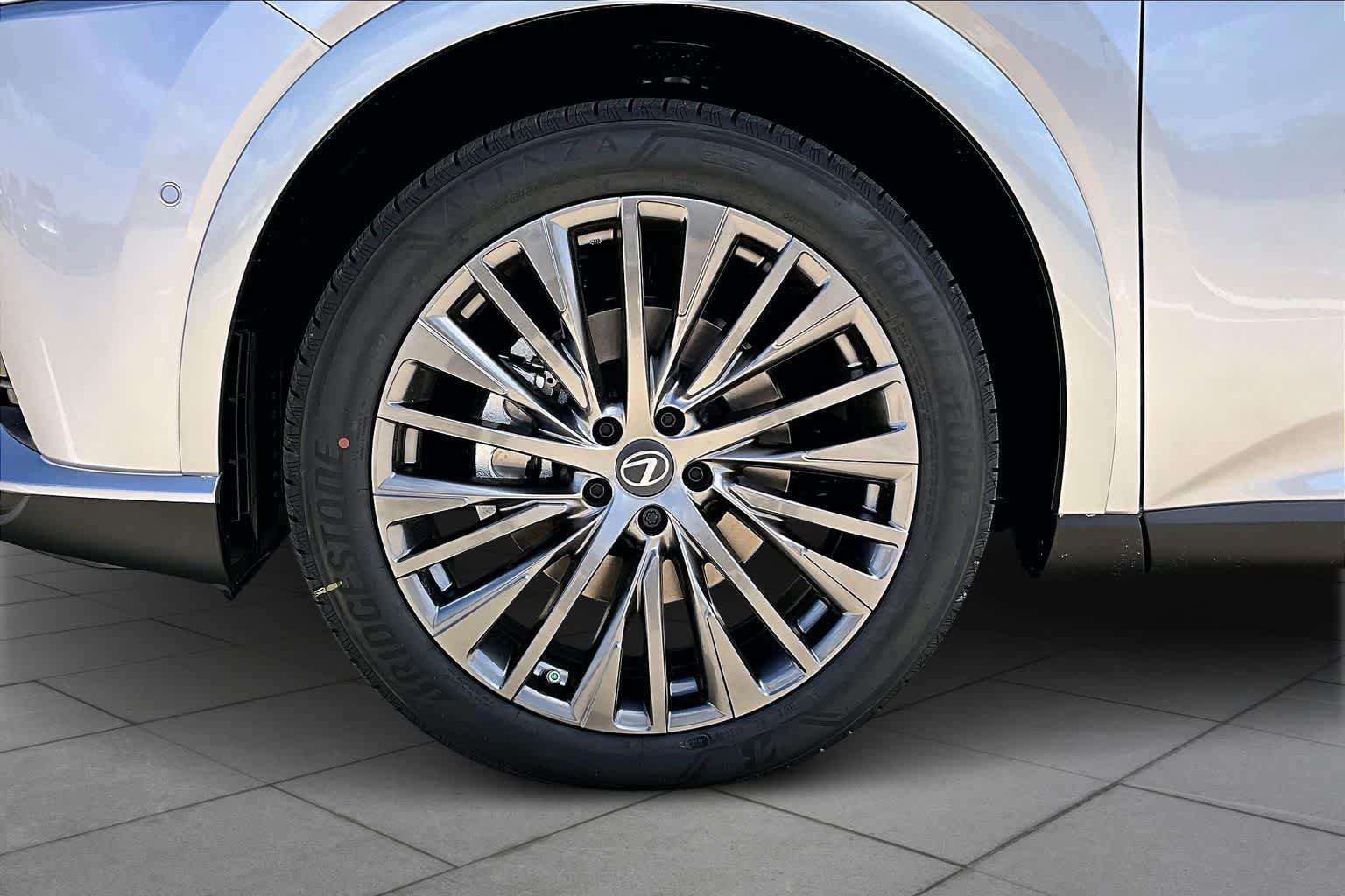 New 2026 Lexus RX 350 FWD image 11