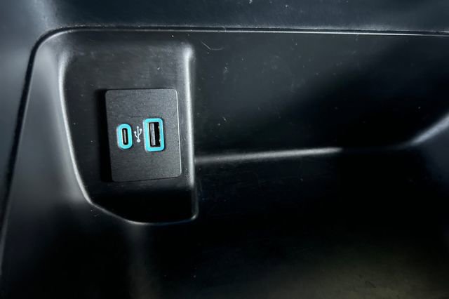 Used 2024 Ford F150 XLT w/ Mobile Office Package image 37