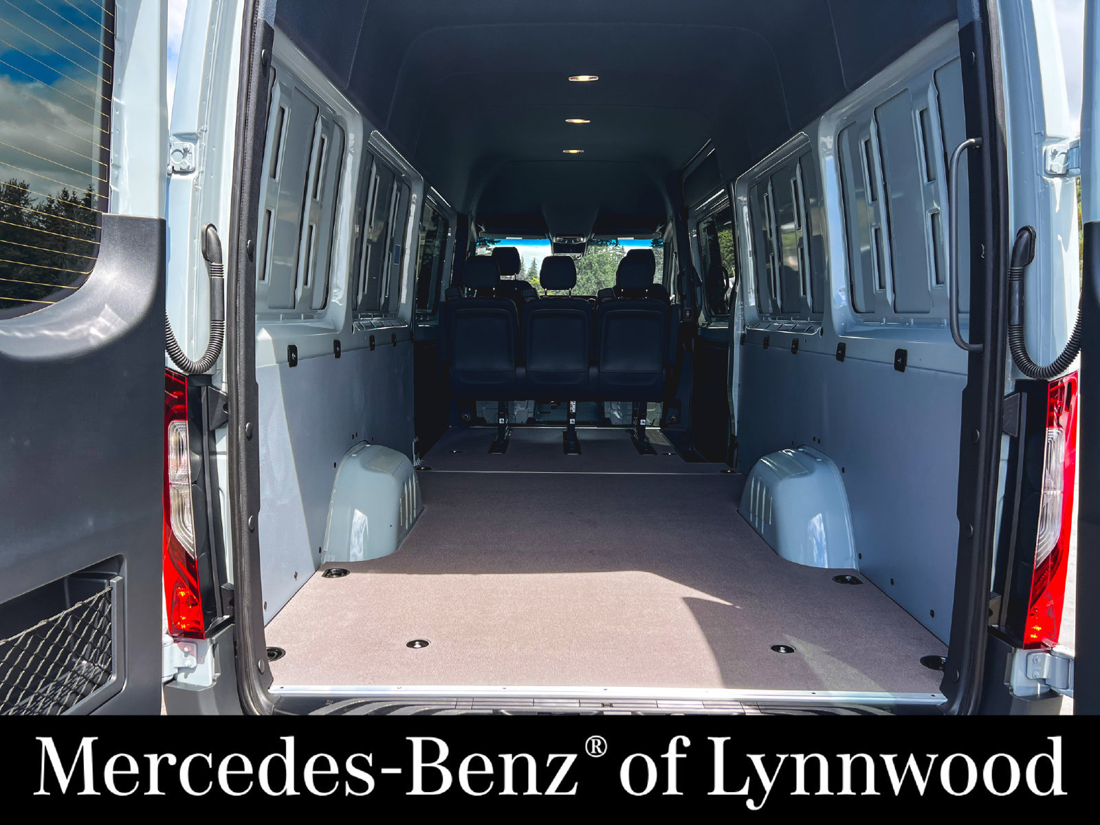 New 2026 Mercedes-Benz Sprinter 2500 image 13