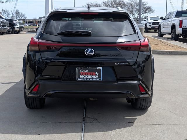 Used 2022 Lexus UX 250h F Sport w/ F Sport Premium Package image 7
