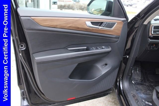 Used 2024 Volkswagen Atlas SE image 20