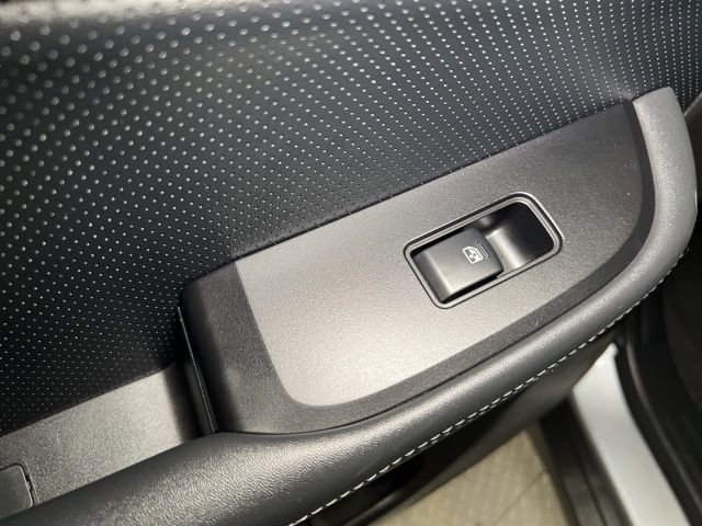 Used 2017 Subaru Outback 2.5i Limited image 60