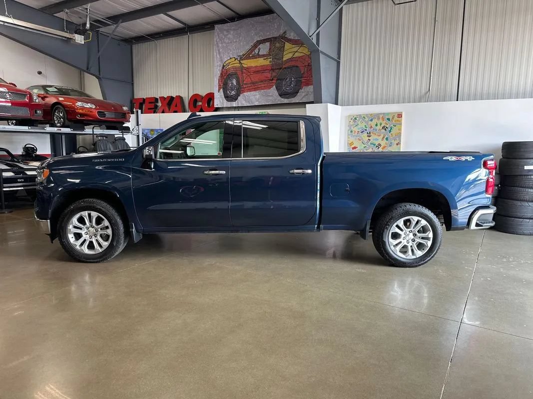 Used 2022 Chevrolet Silverado 1500 LTZ w/ Max Trailering Package AWD/4WD image 31